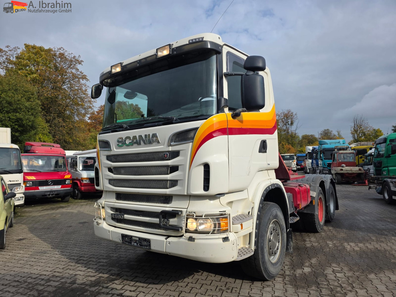 Scania R560 | 6x4 | V8 | Blatt Blatt | Schaltgetriebe | Kipphydraulik | Klima | Trommelbremse| 3 Pedals - Tracteur routier: photos 1 Scania R560 | 6x4 | V8 | Blatt Blatt | Schaltgetriebe | Kipphydraulik | Klima | Trommelbremse| 3 Pedals - Tracteur routier: photos 1