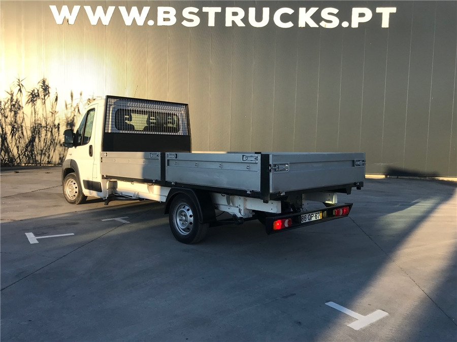 FIAT DUCATO - Utilitaire plateau: photos 3 FIAT DUCATO - Utilitaire plateau: photos 3
