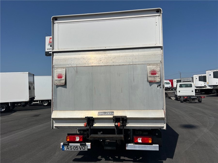 Iveco 35C16HA8 - Camion fourgon: photos 5 Iveco 35C16HA8 - Camion fourgon: photos 5