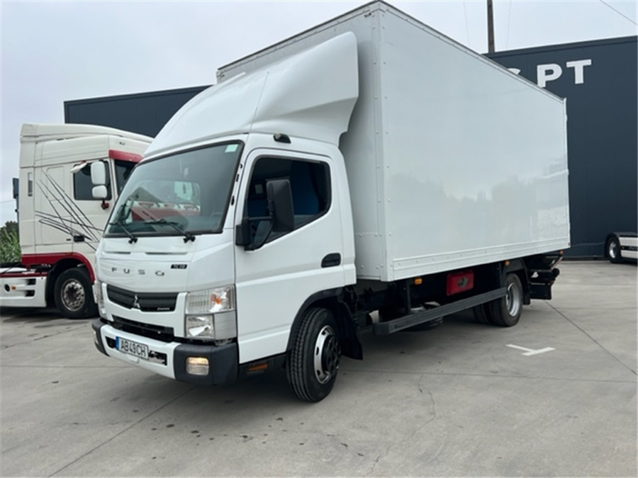Mitsubishi 7C18 - Camion isothermique: photos 2 Mitsubishi 7C18 - Camion isothermique: photos 2
