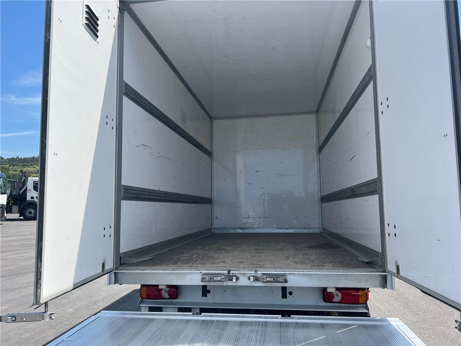 Fourgon grand volume PEUGEOT BOXER: photos 9