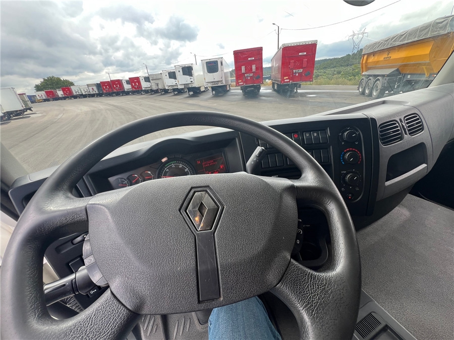 Camion fourgon Renault D 19: photos 13