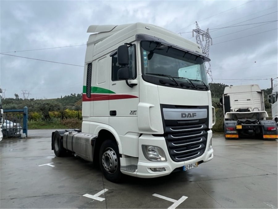 DAF XF 460 - Tracteur routier: photos 1 DAF XF 460 - Tracteur routier: photos 1