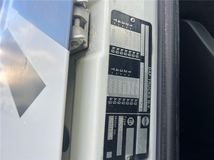 Tracteur routier DAF XF 510: photos 17