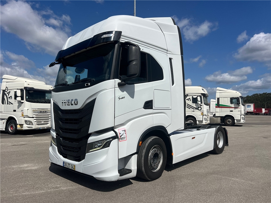 Iveco S-WAY 460 - Tracteur routier: photos 1 Iveco S-WAY 460 - Tracteur routier: photos 1