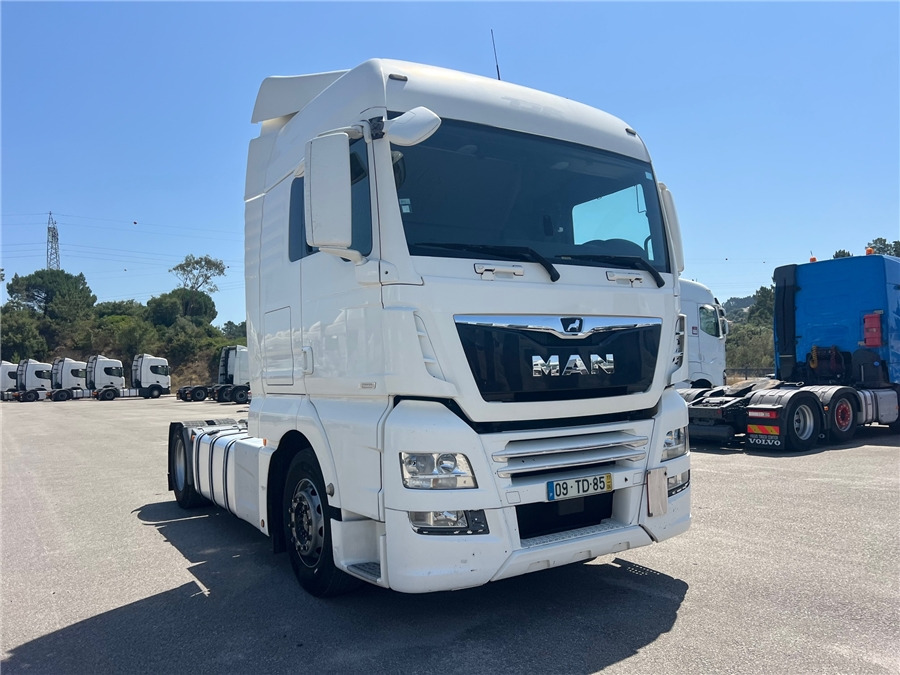 MAN TGX 18.460 - Tracteur routier: photos 3 MAN TGX 18.460 - Tracteur routier: photos 3