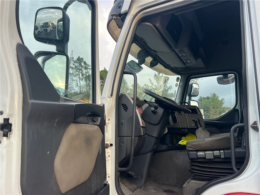 Tracteur routier Renault PREMIUM: photos 13
