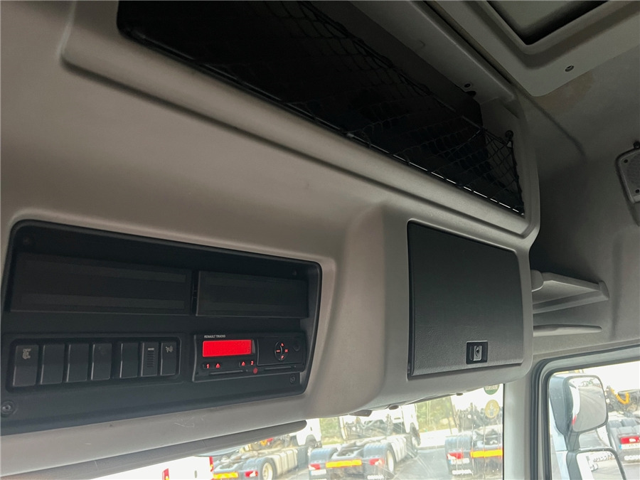 Tracteur routier Renault PREMIUM: photos 15