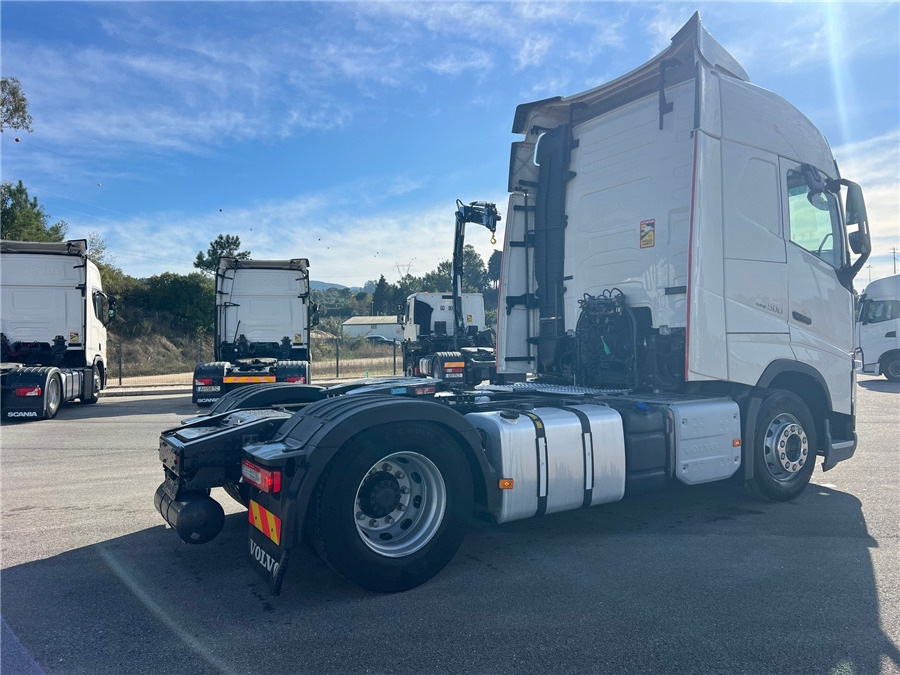 Volvo FH500 / RETARDER / IPARKCOOL - Tracteur routier: photos 4 Volvo FH500 / RETARDER / IPARKCOOL - Tracteur routier: photos 4