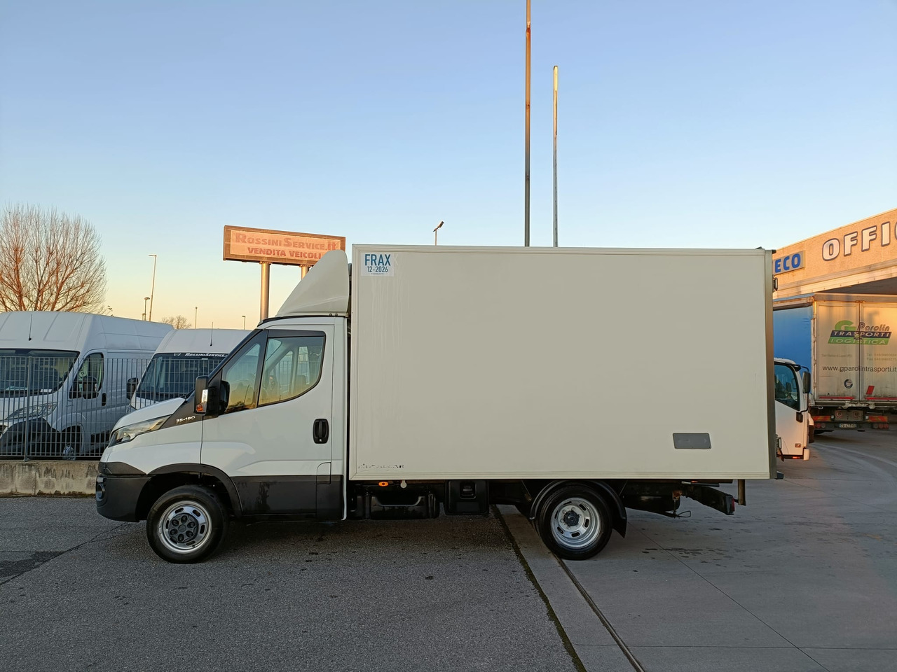 IVECO DAILY 35C18 FRIGO FRCX 3.0 - Utilitaire frigorifique: photos 5 IVECO DAILY 35C18 FRIGO FRCX 3.0 - Utilitaire frigorifique: photos 5