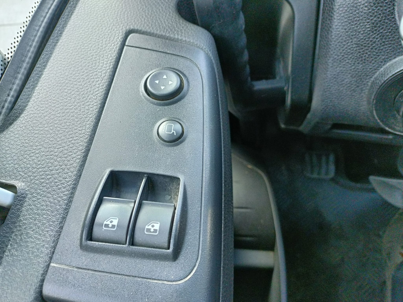 IVECO EUROCARGO 80E22K - Châssis cabine: photos 3 IVECO EUROCARGO 80E22K - Châssis cabine: photos 3
