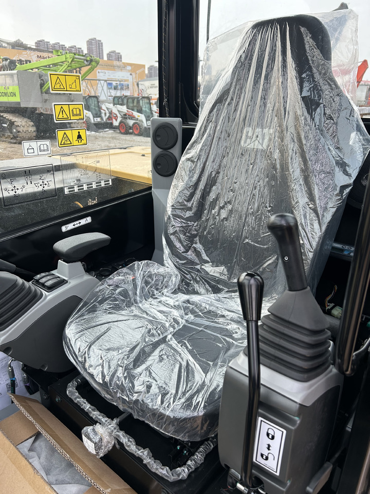 CATERPILLAR 305.5GC - Pelle sur chenille: photos 4 CATERPILLAR 305.5GC - Pelle sur chenille: photos 4