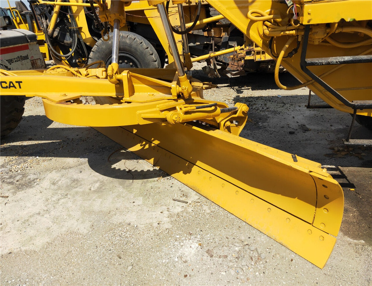 Caterpillar 140G - Niveleuse: photos 4 Caterpillar 140G - Niveleuse: photos 4