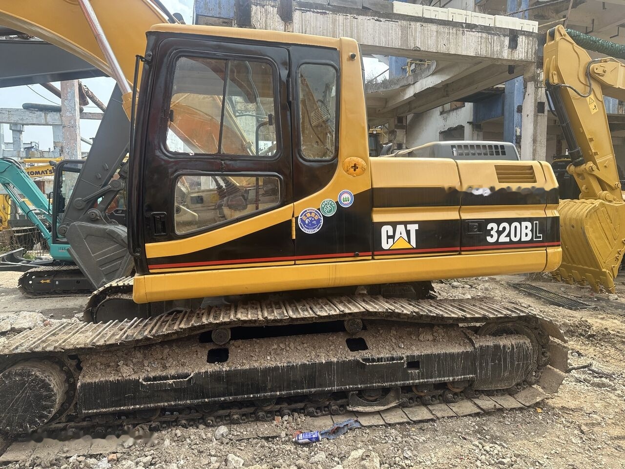 Caterpillar 320B - Pelle sur chenille: photos 1 Caterpillar 320B - Pelle sur chenille: photos 1