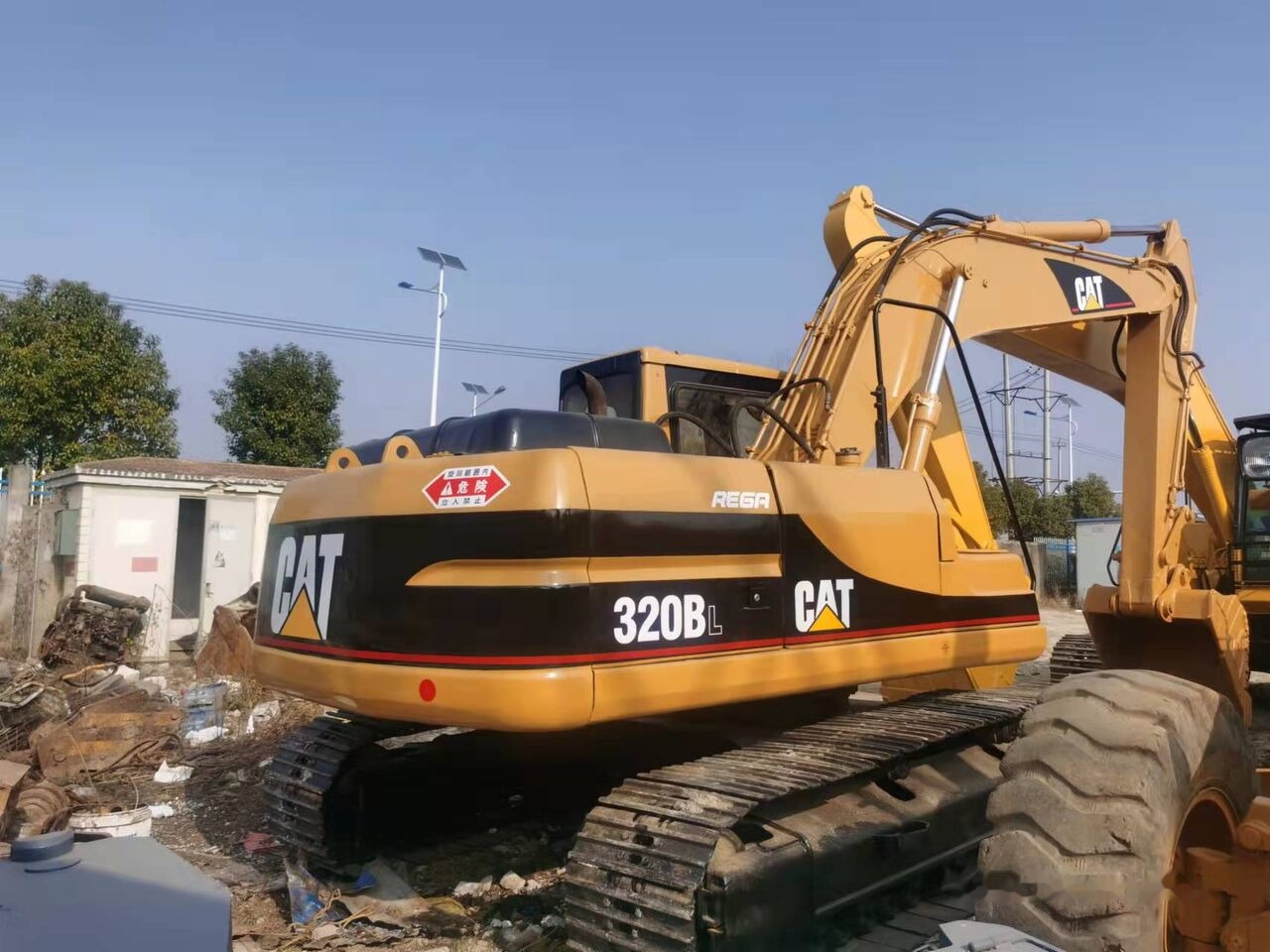 Caterpillar 320B - Pelle sur chenille: photos 2 Caterpillar 320B - Pelle sur chenille: photos 2