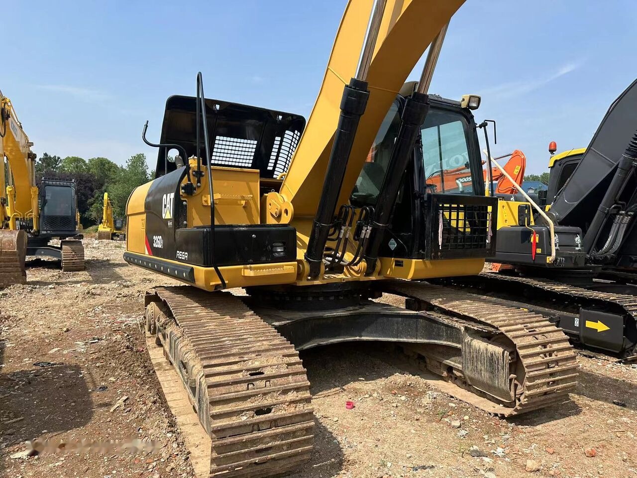 Caterpillar 326D - Pelle sur chenille: photos 1 Caterpillar 326D - Pelle sur chenille: photos 1