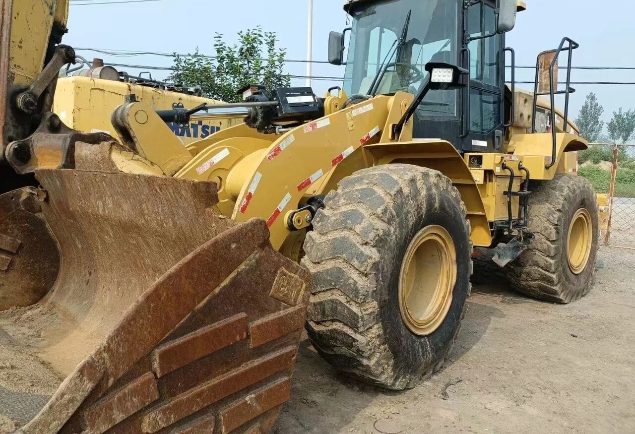 Caterpillar 950GC - Chargeuse sur pneus: photos 4 Caterpillar 950GC - Chargeuse sur pneus: photos 4