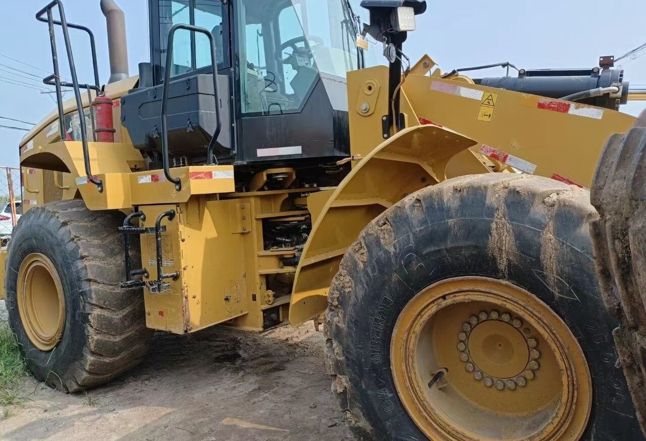 Caterpillar 950GC - Chargeuse sur pneus: photos 2 Caterpillar 950GC - Chargeuse sur pneus: photos 2
