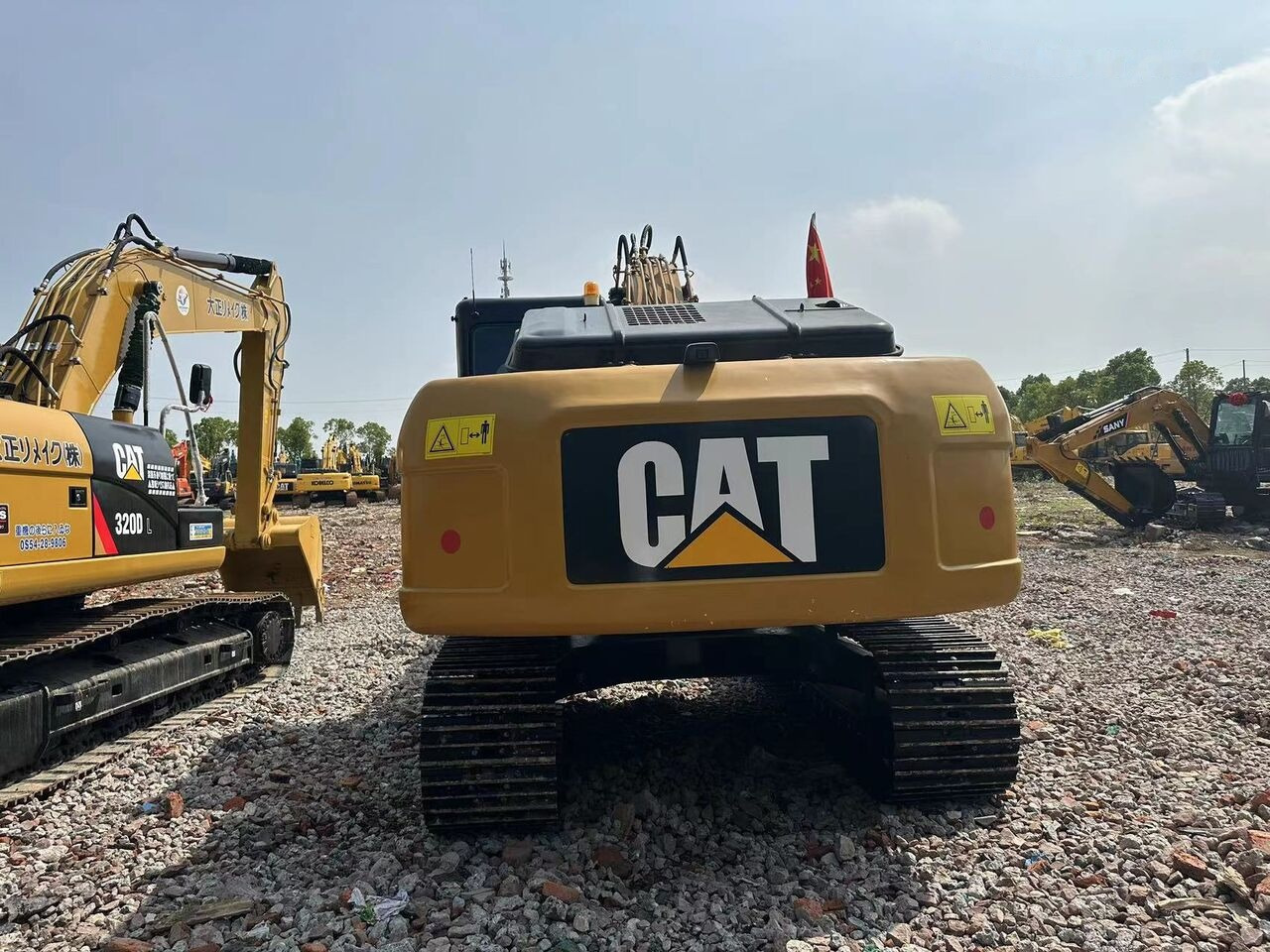 Caterpillar CAT 320D - Pelle sur chenille: photos 5 Caterpillar CAT 320D - Pelle sur chenille: photos 5