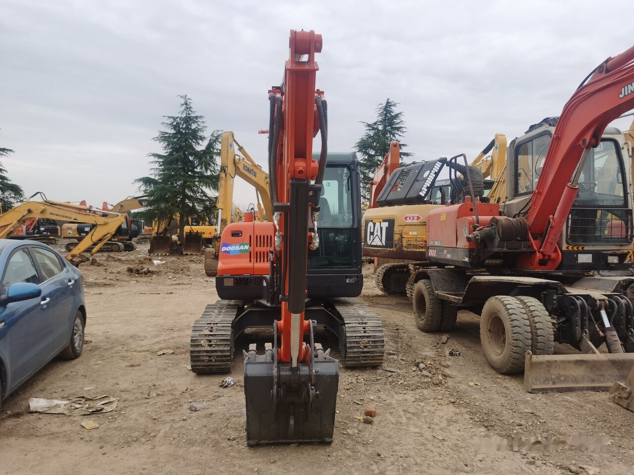 Doosan DX60 - Pelle sur chenille: photos 4 Doosan DX60 - Pelle sur chenille: photos 4