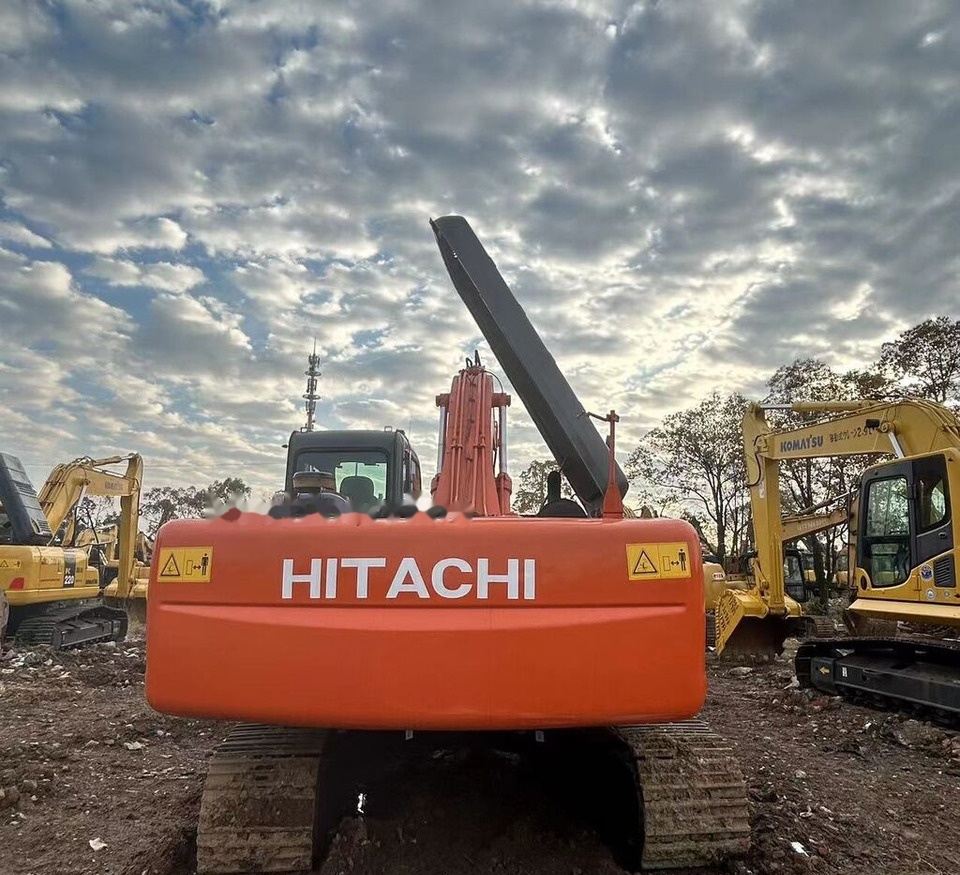 Pelle sur chenille Hitachi ZX240: photos 6