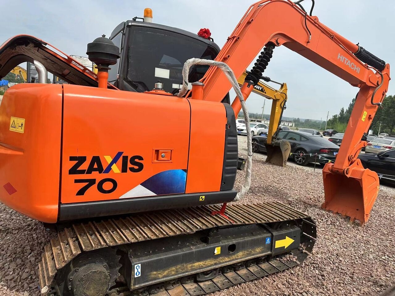 Pelle sur chenille Hitachi ZX70: photos 6