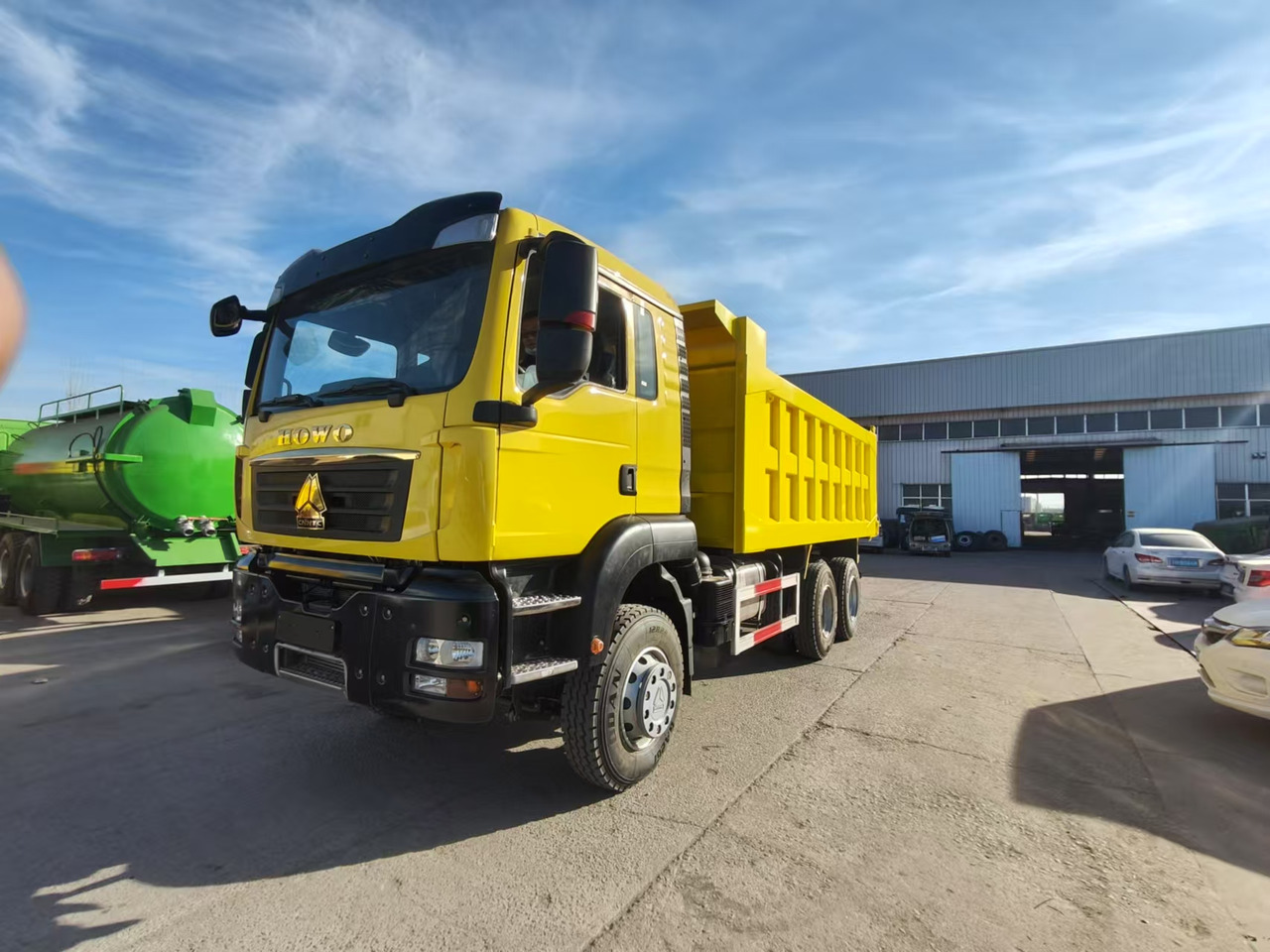 Howo HOWO TX 6X4 Dump Truck - Camion benne: photos 1 Howo HOWO TX 6X4 Dump Truck - Camion benne: photos 1