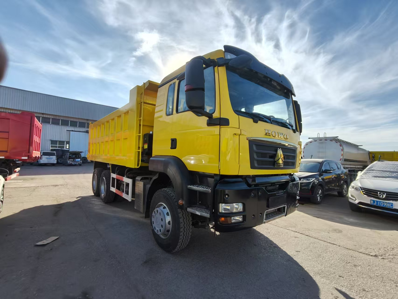Howo HOWO TX 6X4 Dump Truck - Camion benne: photos 2 Howo HOWO TX 6X4 Dump Truck - Camion benne: photos 2