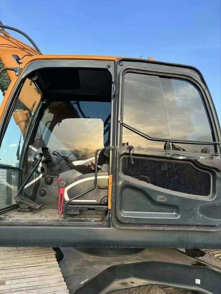 Hyundai 220LC-9 - Pelle sur chenille: photos 3 Hyundai 220LC-9 - Pelle sur chenille: photos 3