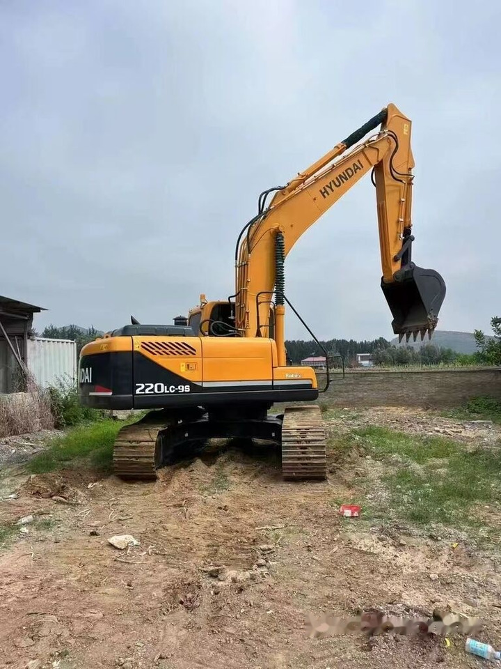 Hyundai 220LC-9 - Pelle sur chenille: photos 1 Hyundai 220LC-9 - Pelle sur chenille: photos 1