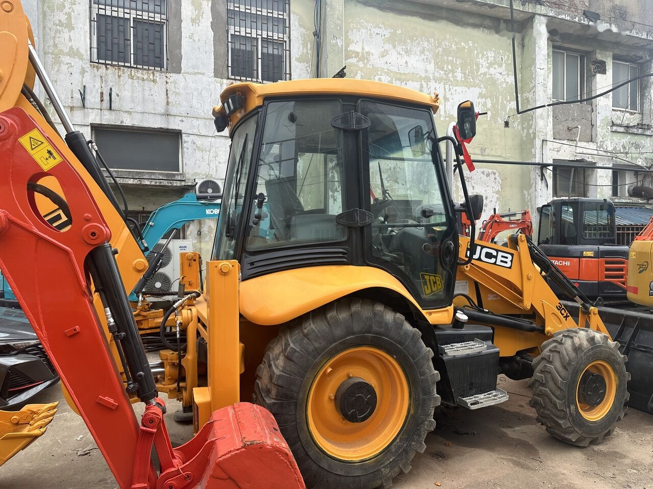 JCB 3CX - Tractopelle: photos 5 JCB 3CX - Tractopelle: photos 5