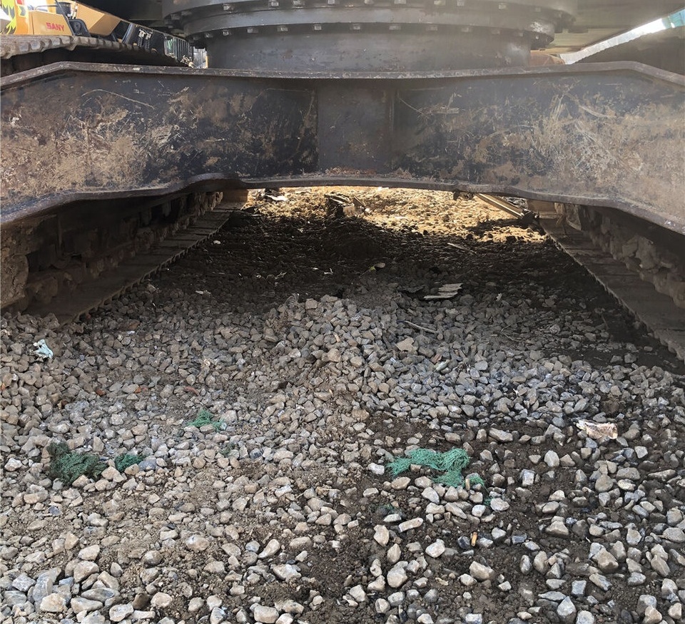 Kobelco SK350D-8 - Pelle sur chenille: photos 4 Kobelco SK350D-8 - Pelle sur chenille: photos 4