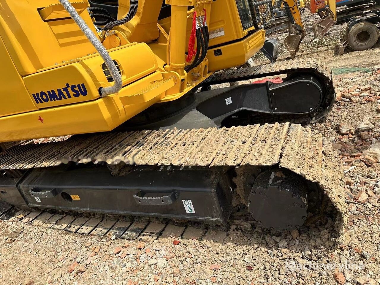 Komatsu PC120-8 - Pelle sur chenille: photos 3 Komatsu PC120-8 - Pelle sur chenille: photos 3
