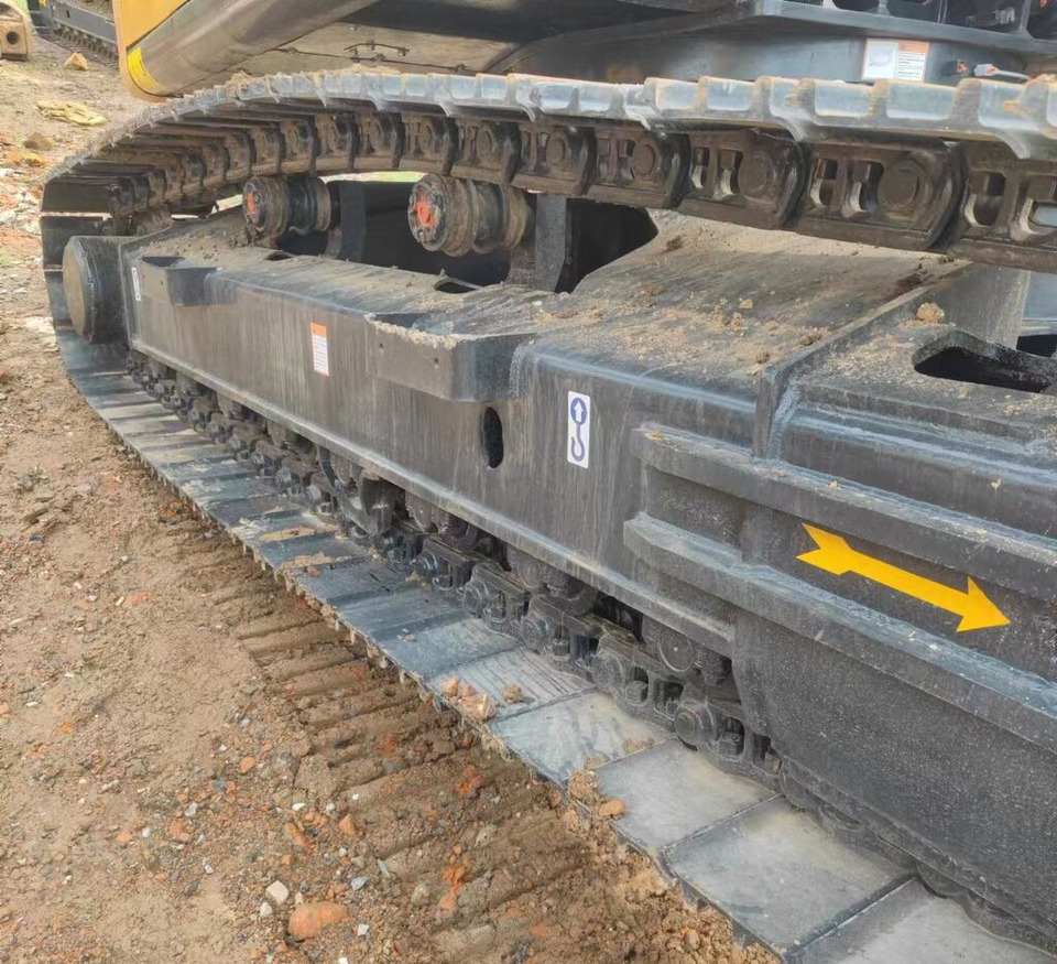 Sany 215C - Pelle sur chenille: photos 5 Sany 215C - Pelle sur chenille: photos 5