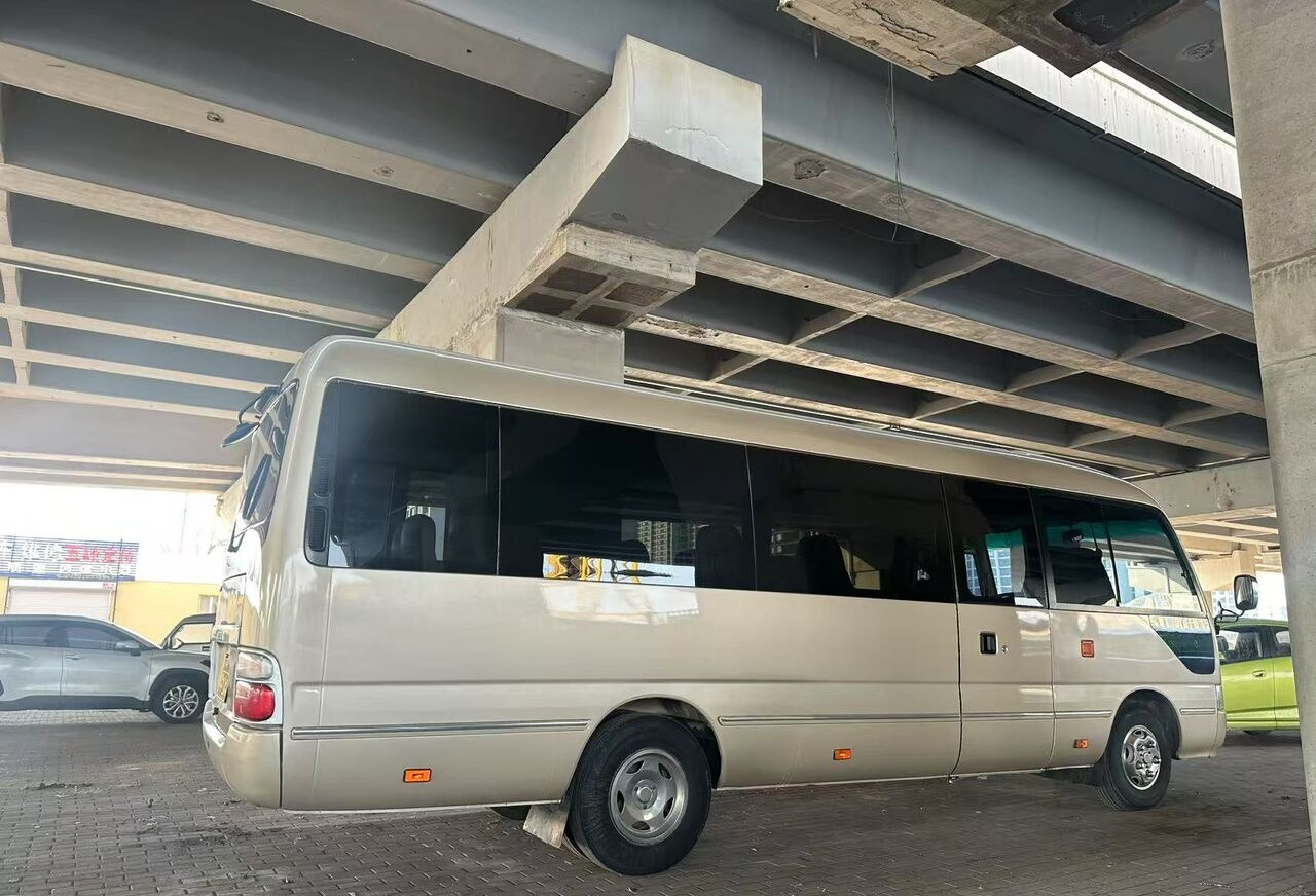 Toyota 1HZ - Bus interurbain: photos 5 Toyota 1HZ - Bus interurbain: photos 5