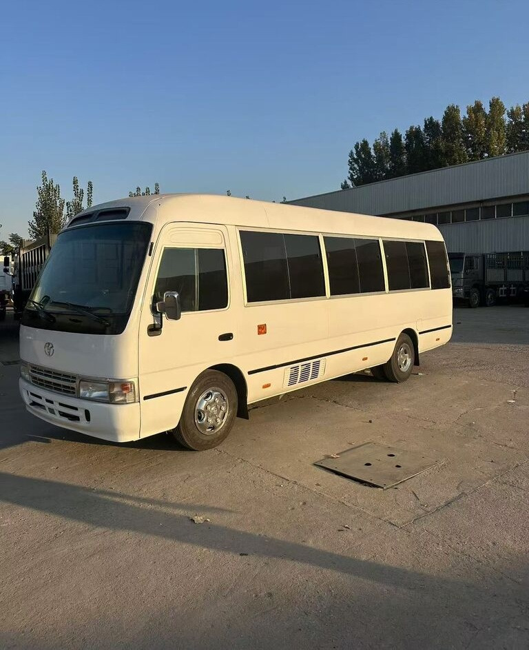 Toyota Coaster - Bus interurbain: photos 5 Toyota Coaster - Bus interurbain: photos 5
