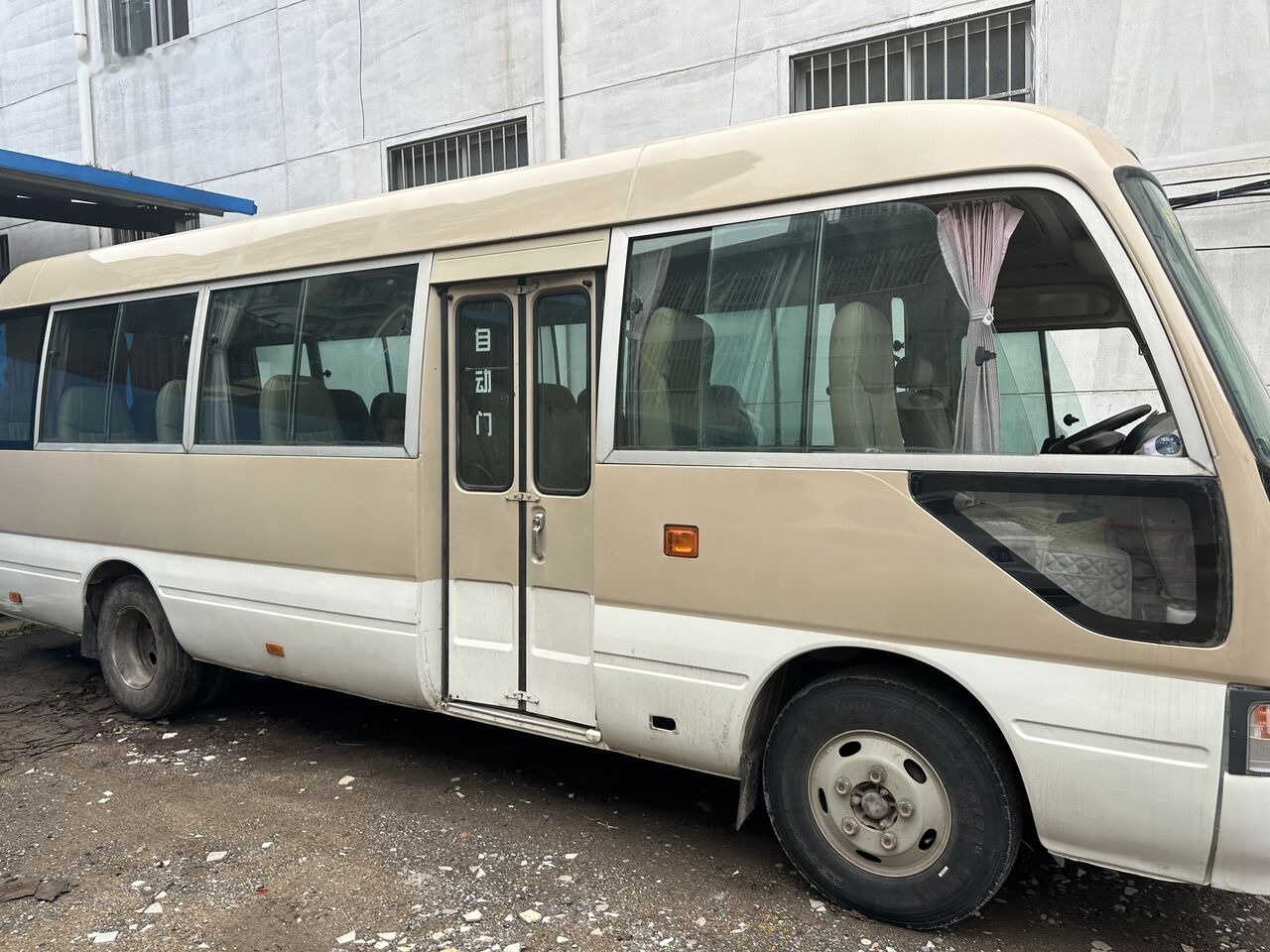 Toyota diesel Coaster - Bus urbain: photos 5 Toyota diesel Coaster - Bus urbain: photos 5