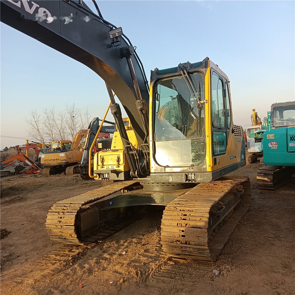 Volvo EC140B - Pelle sur chenille: photos 2 Volvo EC140B - Pelle sur chenille: photos 2