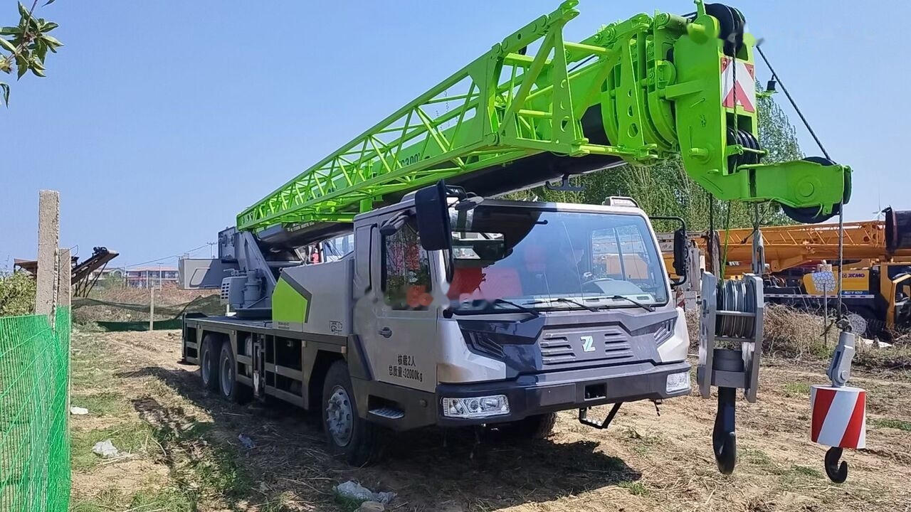 Zoomlion ZTC300V Crane - Grue mobile: photos 1 Zoomlion ZTC300V Crane - Grue mobile: photos 1