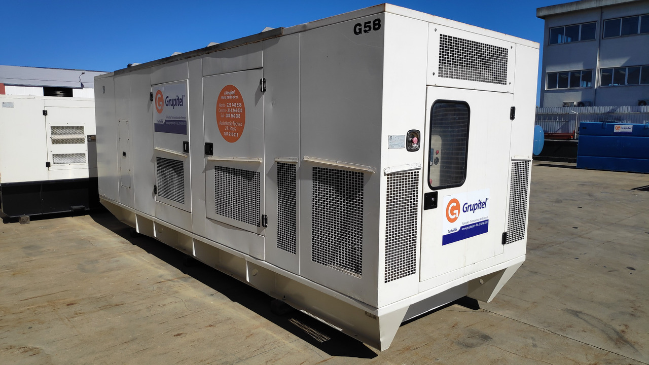 FG P600P1 600 kVA - Groupe électrogène: photos 1 FG P600P1 600 kVA - Groupe électrogène: photos 1