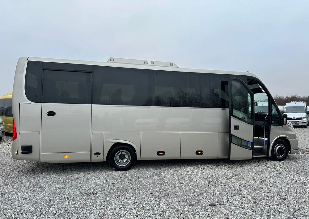 Iveco Daily - Minibus, Transport de personnes: photos 2 Iveco Daily - Minibus, Transport de personnes: photos 2