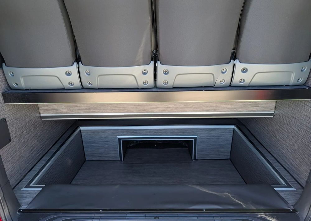 Mercedes-Benz Sprinter 517 en crédit-bail Mercedes-Benz Sprinter 517: photos 6 Mercedes-Benz Sprinter 517 en crédit-bail Mercedes-Benz Sprinter 517: photos 6