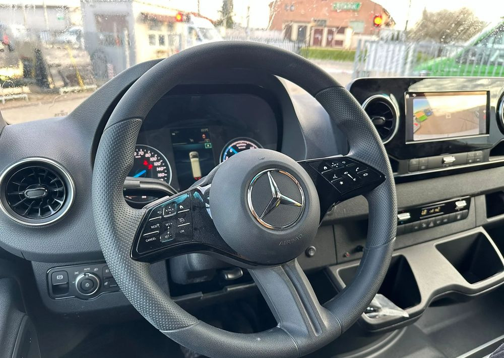 Mercedes-Benz Sprinter - Minibus, Bus électrique: photos 4 Mercedes-Benz Sprinter - Minibus, Bus électrique: photos 4