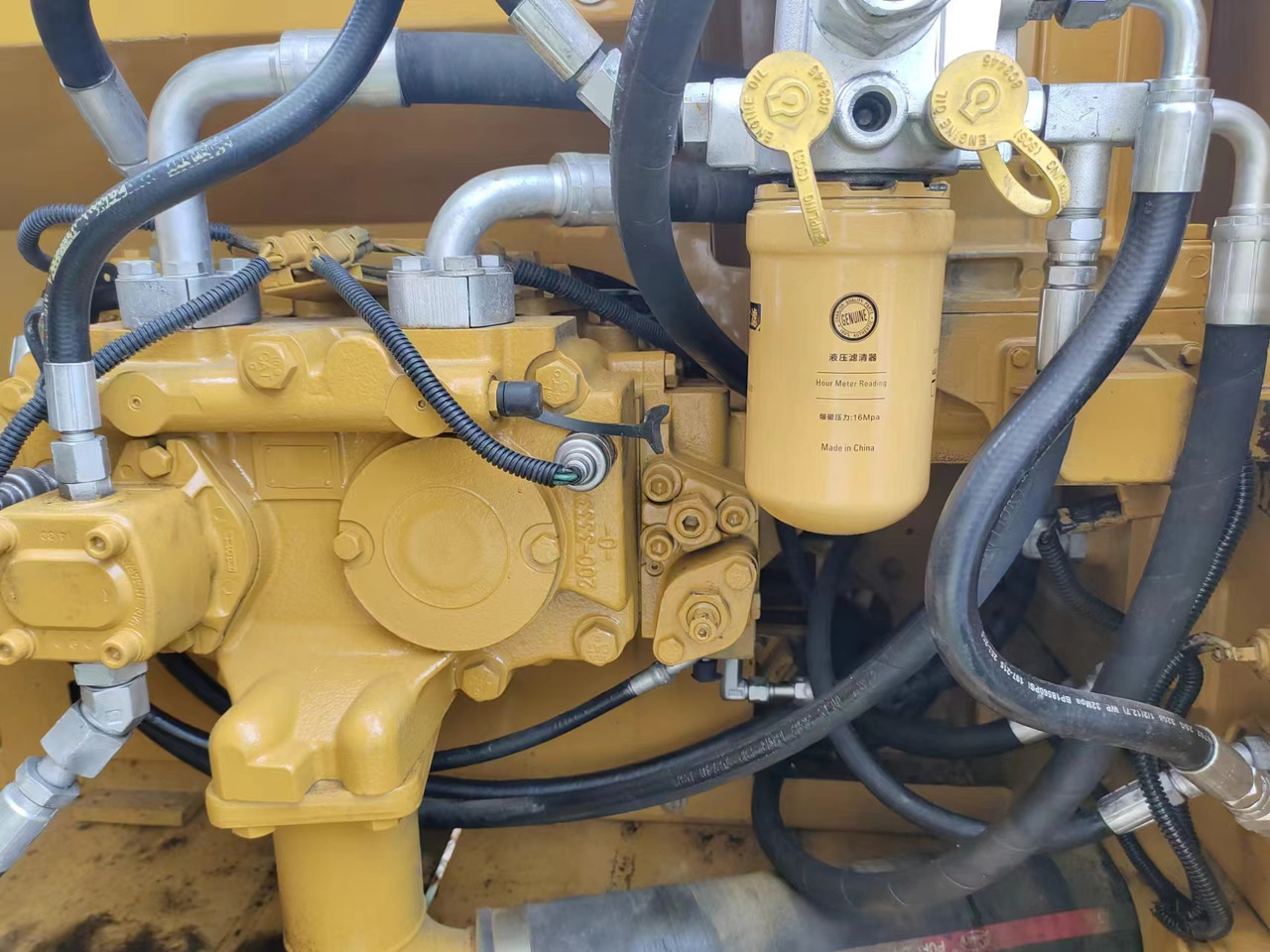 CATERPILLAR 320D2L CAT 320D - Pelle sur chenille: photos 4 CATERPILLAR 320D2L CAT 320D - Pelle sur chenille: photos 4
