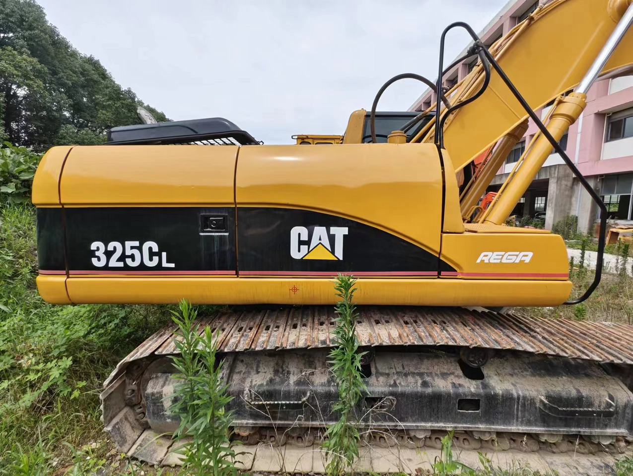 CATERPILLAR 325C - Pelle sur chenille: photos 3 CATERPILLAR 325C - Pelle sur chenille: photos 3