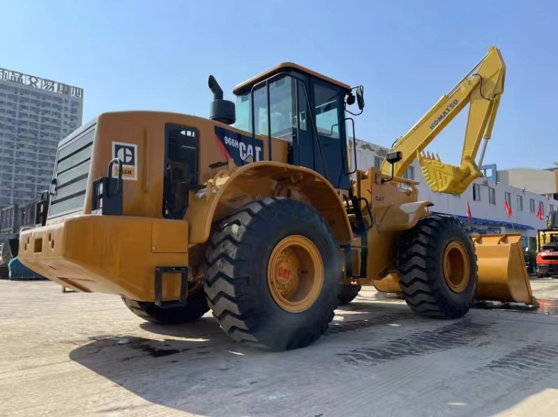 CATERPILLAR 966H - Chargeuse sur pneus: photos 1 CATERPILLAR 966H - Chargeuse sur pneus: photos 1