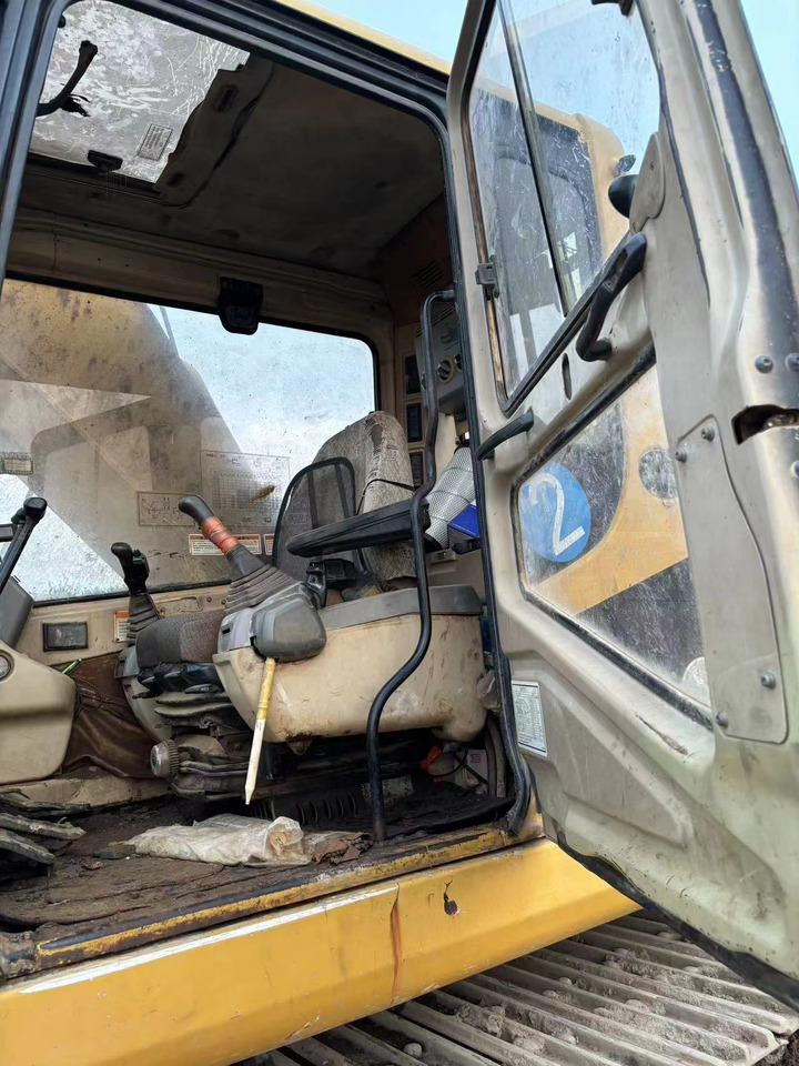 CATERPILLAR CAT 330BL Pile driver - Mât de battage: photos 4 CATERPILLAR CAT 330BL Pile driver - Mât de battage: photos 4