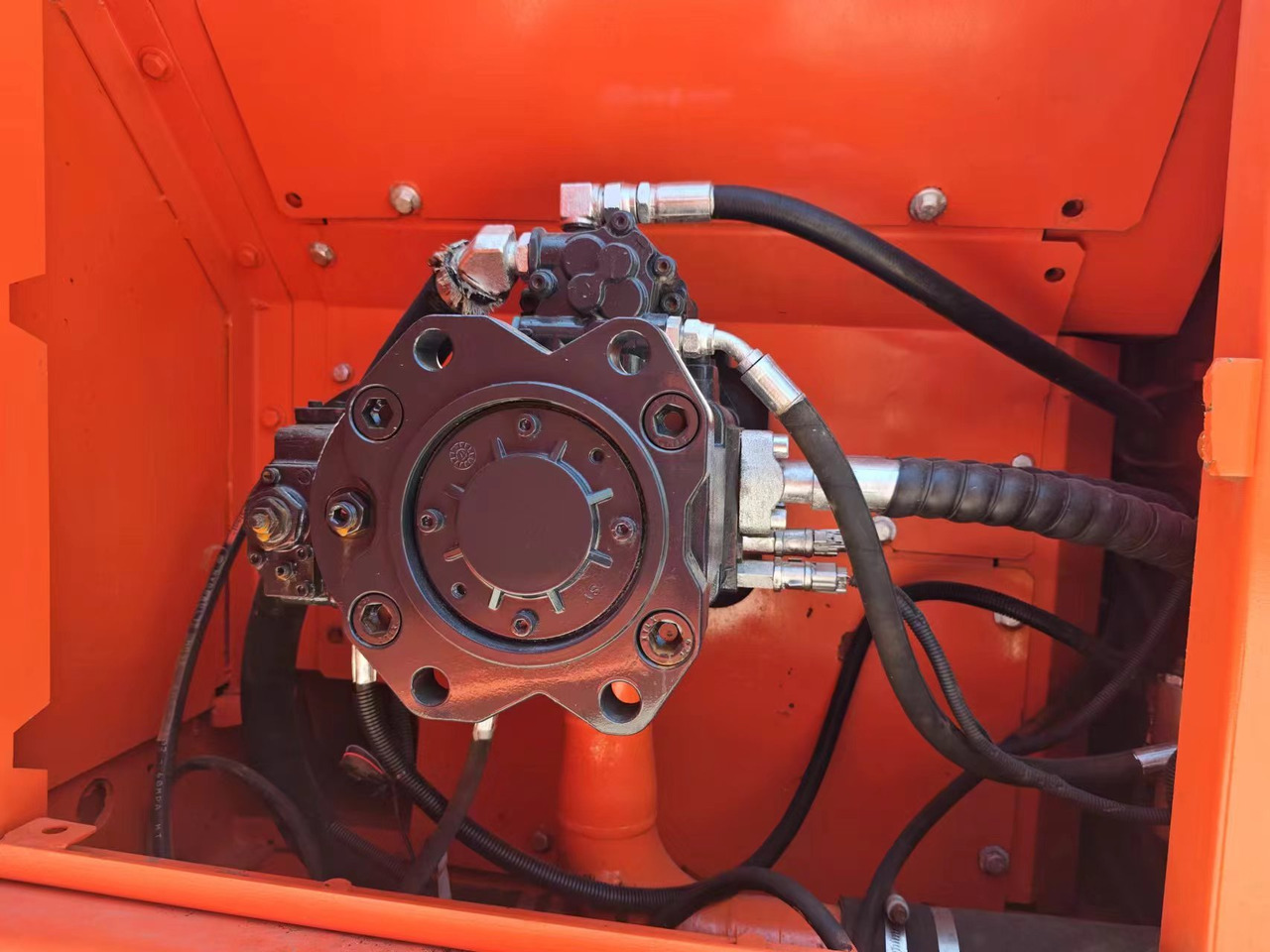 DOOSAN DX300LC-9C - Pelle sur chenille: photos 5 DOOSAN DX300LC-9C - Pelle sur chenille: photos 5