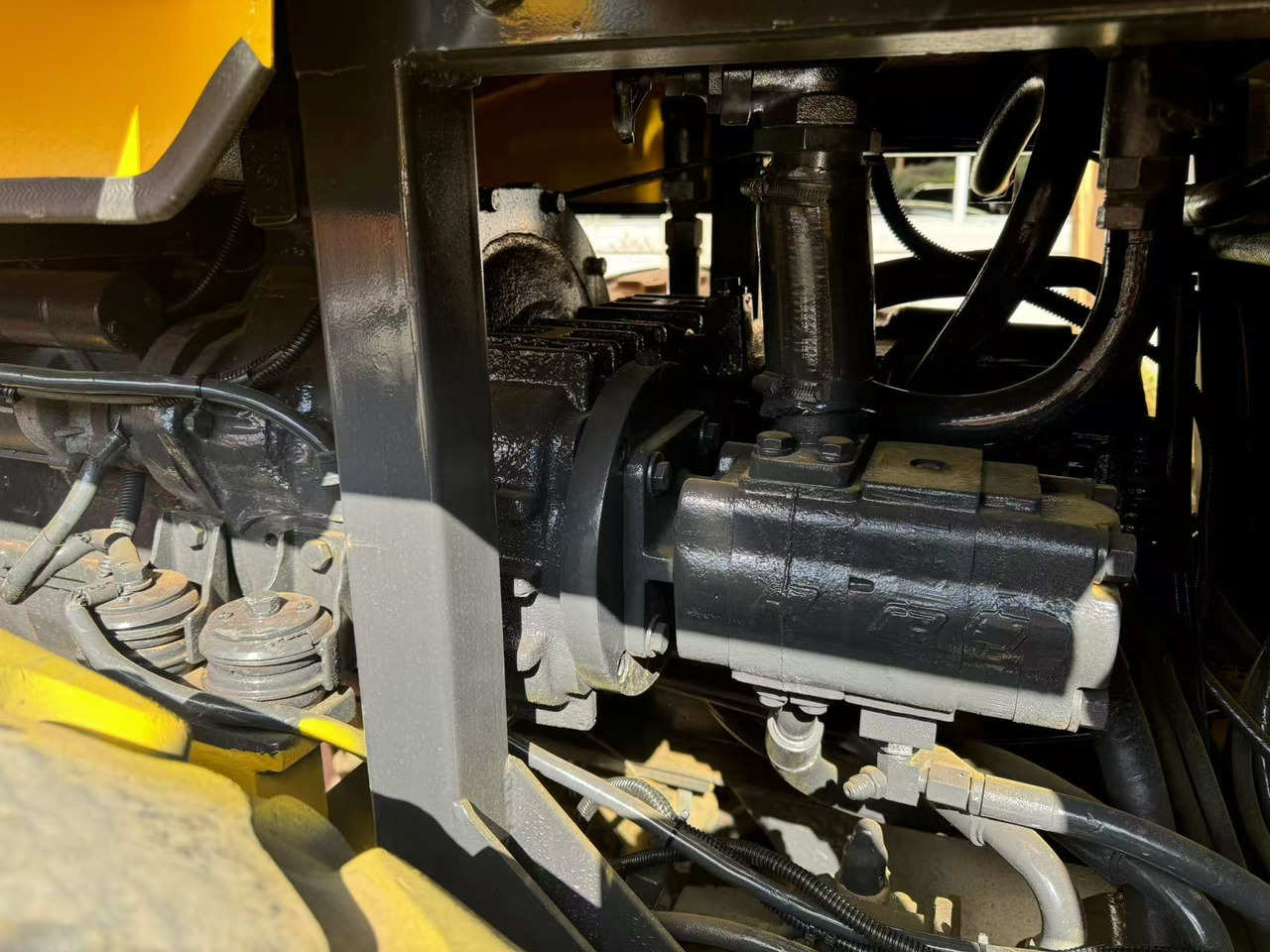 DYNAPAC CA30D - Compacteur à pieds de mouton/ Monocylindre: photos 5 DYNAPAC CA30D - Compacteur à pieds de mouton/ Monocylindre: photos 5