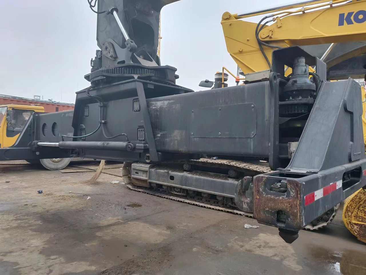 KALMAR DRF450 - Reach stacker: photos 5 KALMAR DRF450 - Reach stacker: photos 5